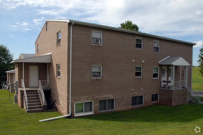 Building Photo - 53-99 Rebecca Dr
