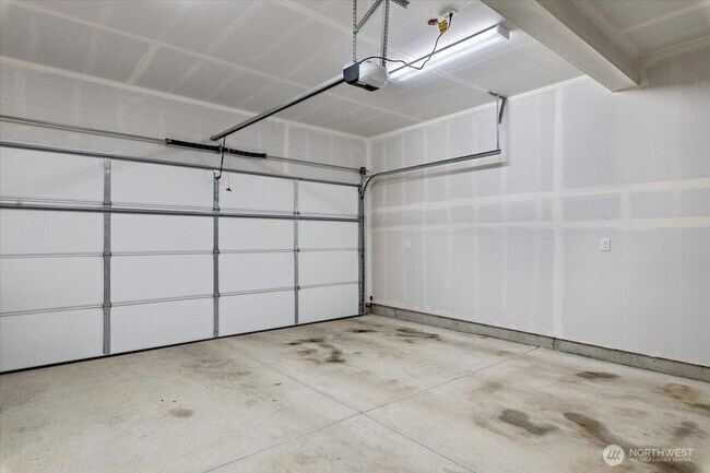 Building Photo - 12012 NE 193rd Ln