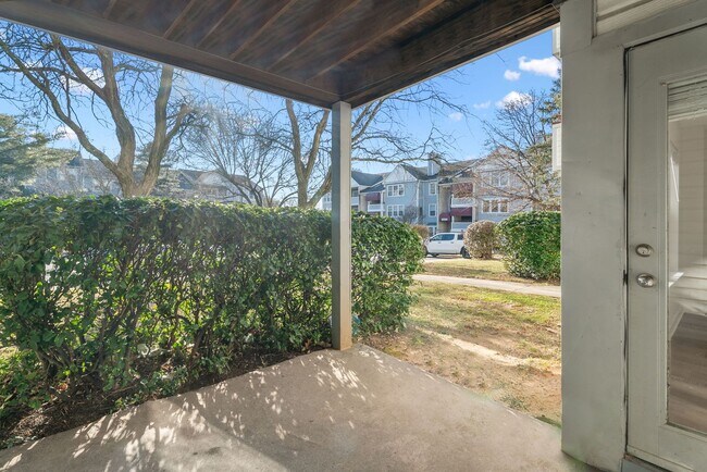 Building Photo - Silver Spring Condo with Modern Comforts and Active Lifestyle Amenities