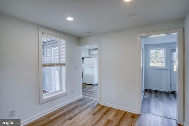 Building Photo - 35617 Airport Rd