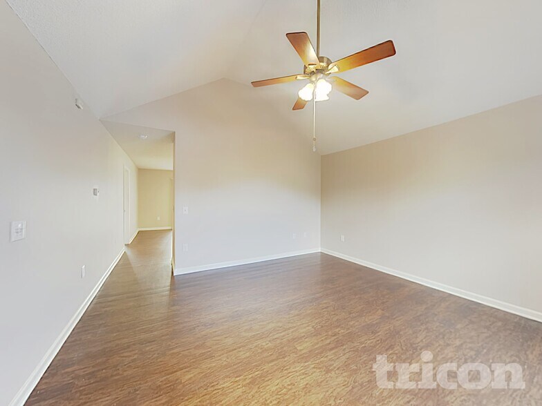 Building Photo - 979 Stinson Glen Ln