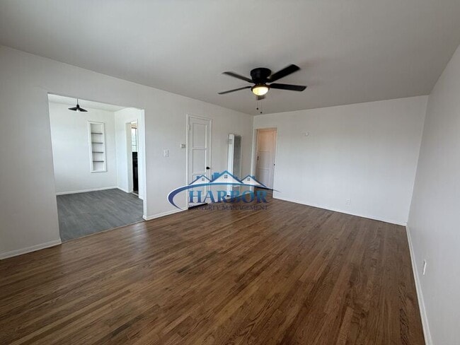 Building Photo - 904 Sartori Ave