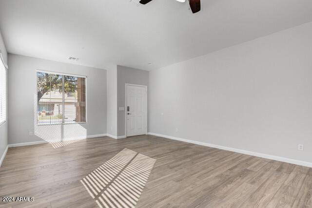 Building Photo - 15441 W Shangri La Rd