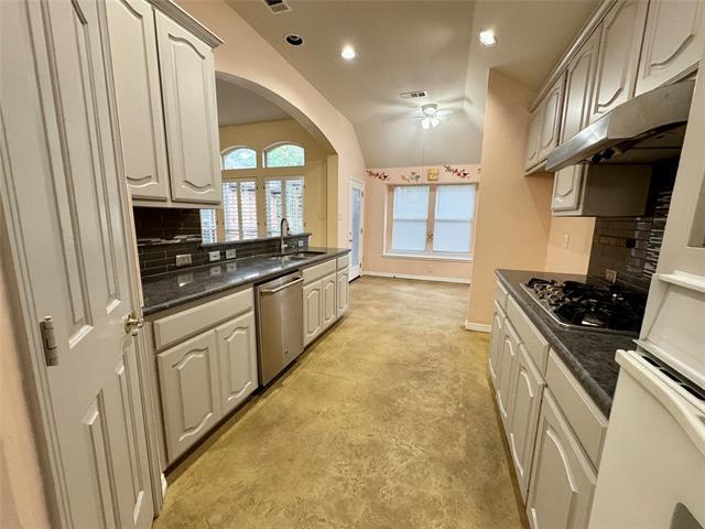 Building Photo - 11923 Shoal Creek Dr