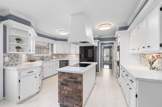 Building Photo - 1606 Rustic Knolls Dr