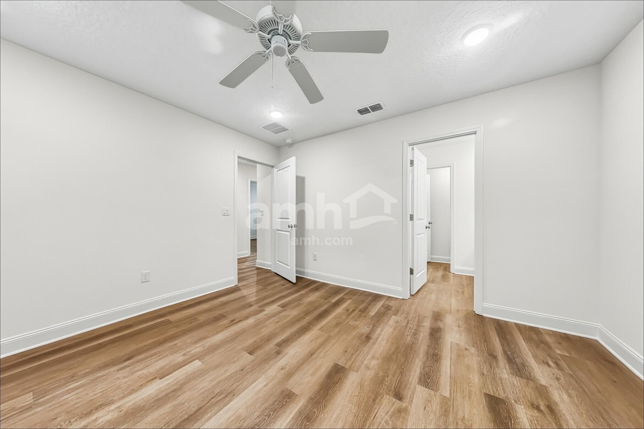 Building Photo - 3016 Crawfords Cove Cir