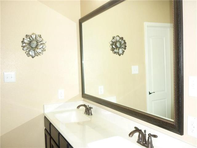 Building Photo - 2804 Silver Sage Dr