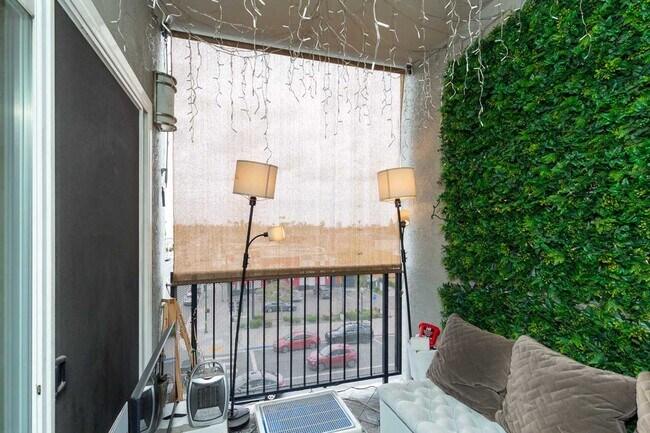 Building Photo - $500.00 OFF MOVE IN !!! NORTH PARK AT ITS ...