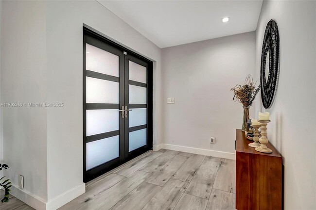 Building Photo - 12895 SW 75th Ave