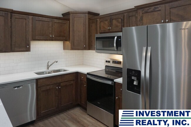 Building Photo - 1502 St Marias St