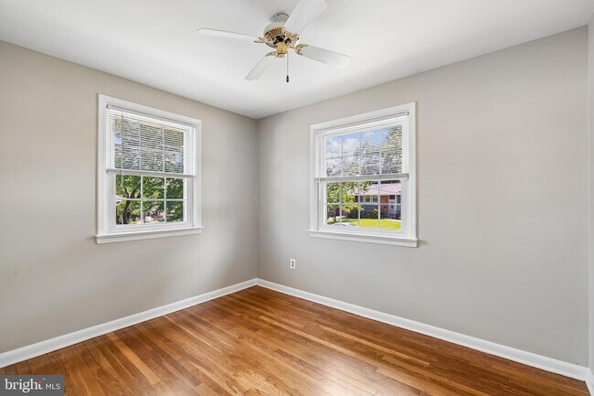 Building Photo - 1103 Playford Ln