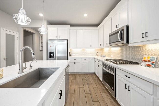 Building Photo - 23731 Ruby Bramble Trail