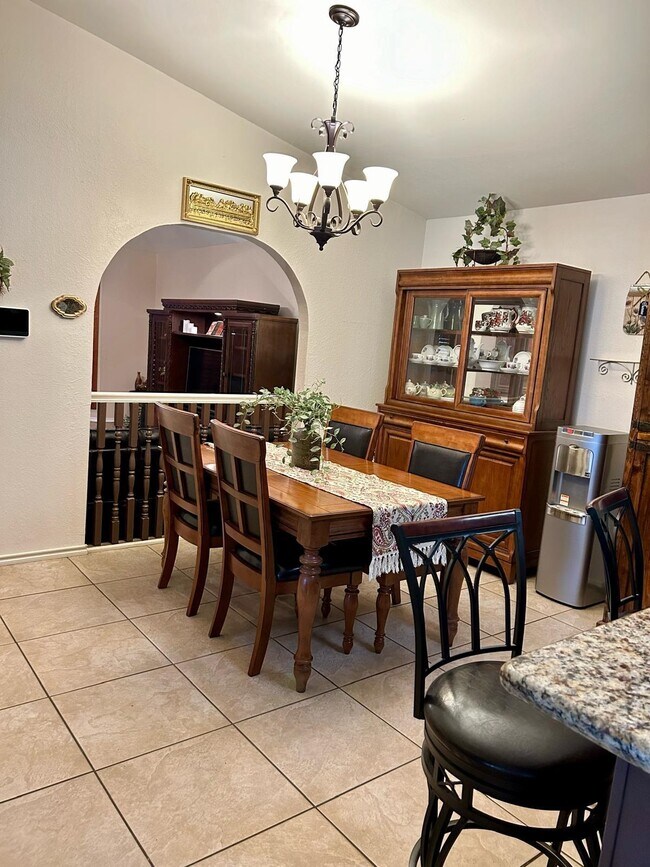 Building Photo - 1220 St John Loop