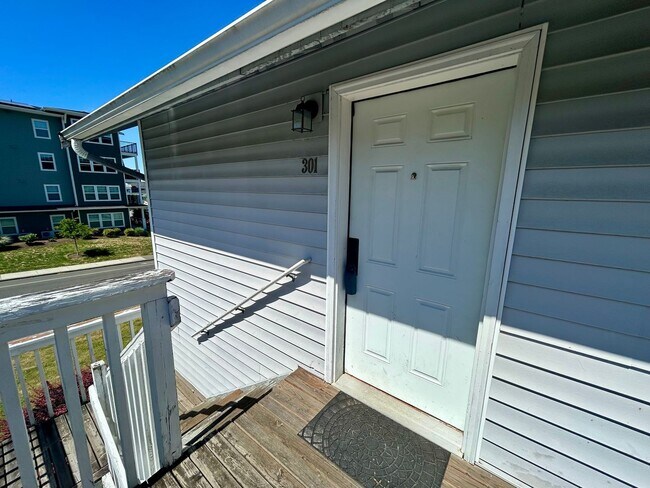 Building Photo - 1028 Billy Frank Jr St #301
