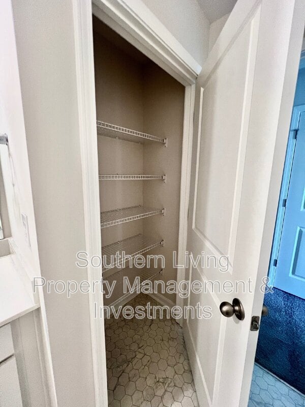 Building Photo - 3120 Winged Elm St