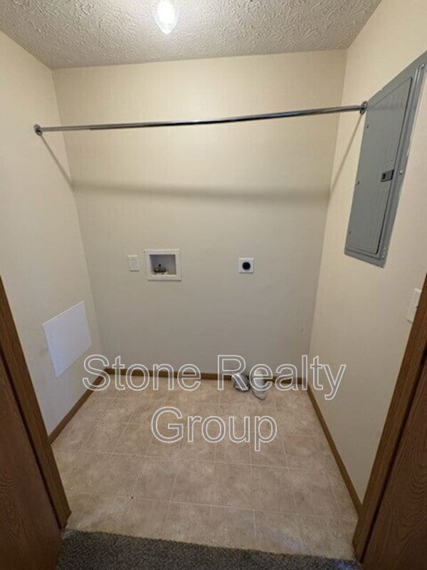 Building Photo - 711 N 25th St