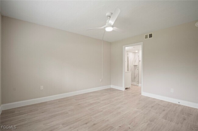 Building Photo - 16380 Dublin Cir