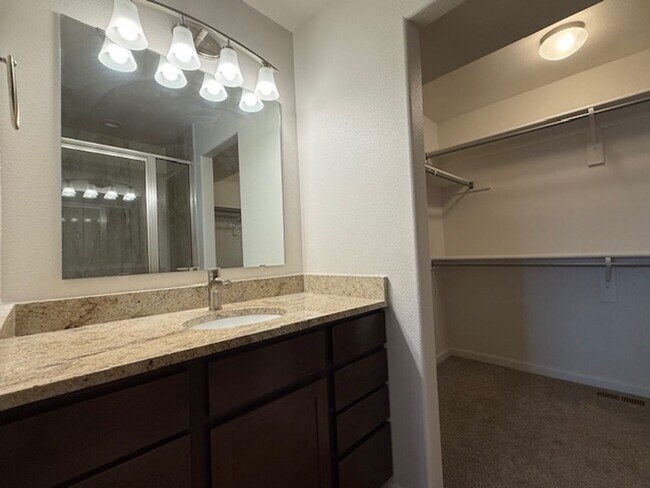 Building Photo - Fully Upgraded Executive Home For Lease