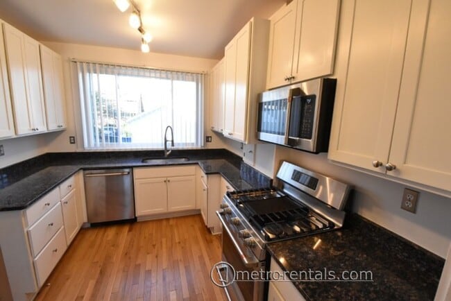 Building Photo - 2589-2591 N Fourth Street