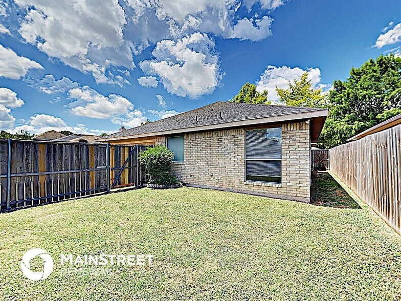 Building Photo - 1237 Nancy Ln