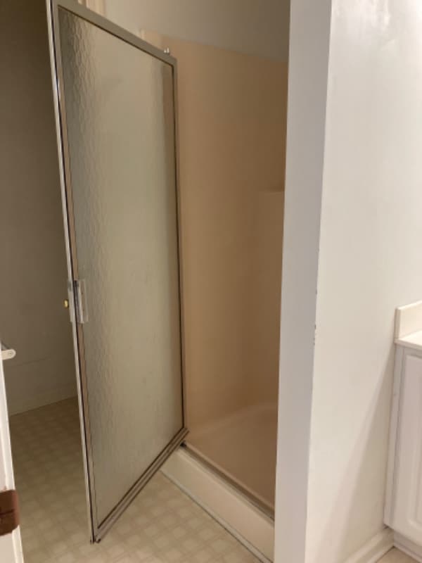 Building Photo - 537 Treymoor Lake Cir