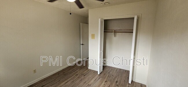 Building Photo - 6106 Angus Dr