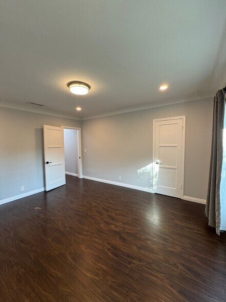 Bedroom 3 - 3100 W 78th St