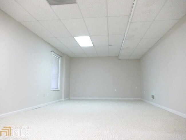 Building Photo - 3870 Ruby Falls Dr