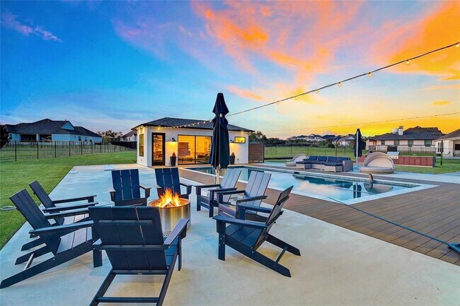 Building Photo - 404 Prairie Clover Dr