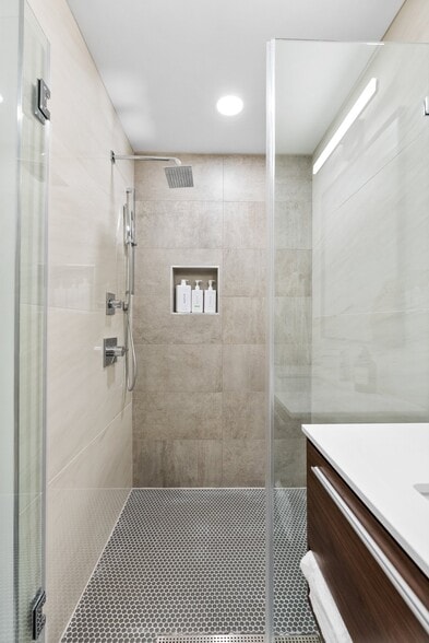 Building Photo - 3934 14th St NW