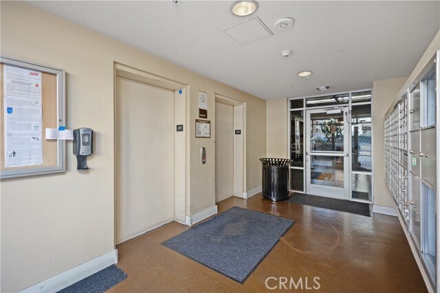 Building Photo - 12664 Chapman Ave