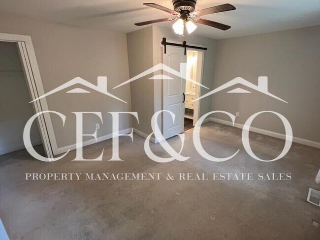 Building Photo - Beautiful 3 bedroom home available in Simpsonville