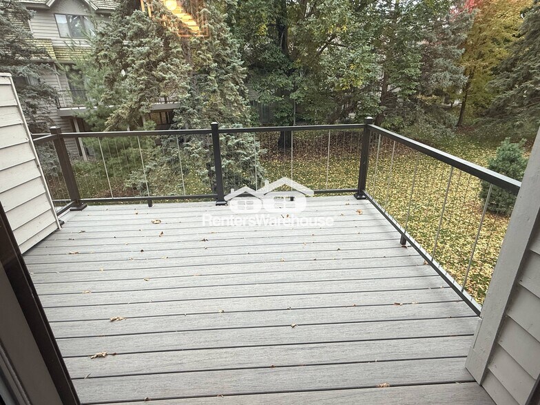 Building Photo - 7406 Cahill Rd