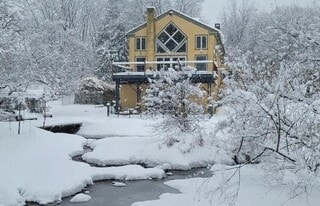 Building Photo - 1310 Hollow Rd