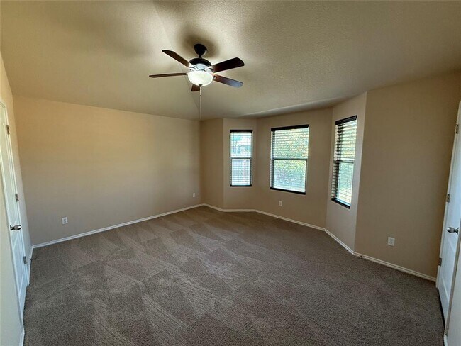 Building Photo - 17429 Bridgefarmer Blvd