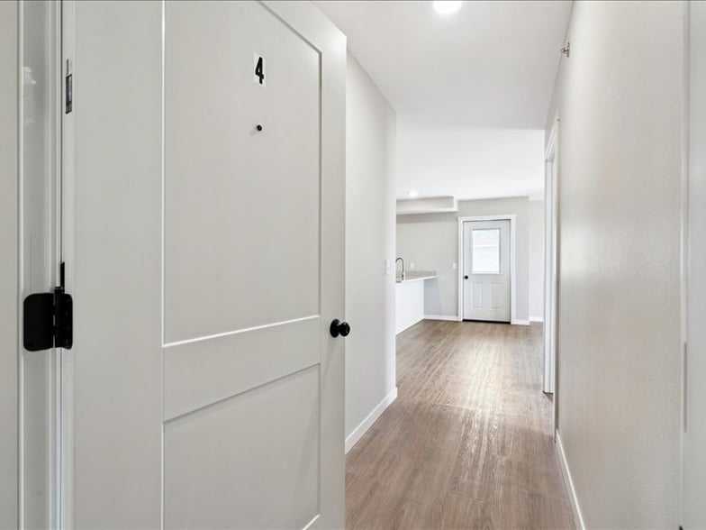 Building Photo - 7028 Thunder Vly Dr