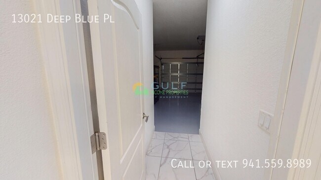 Building Photo - 13021 Deep Blue Pl