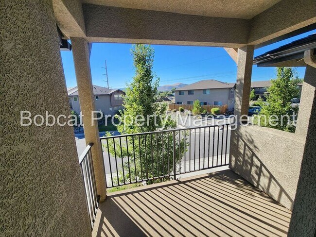 Building Photo - 1234 Saltern Dr