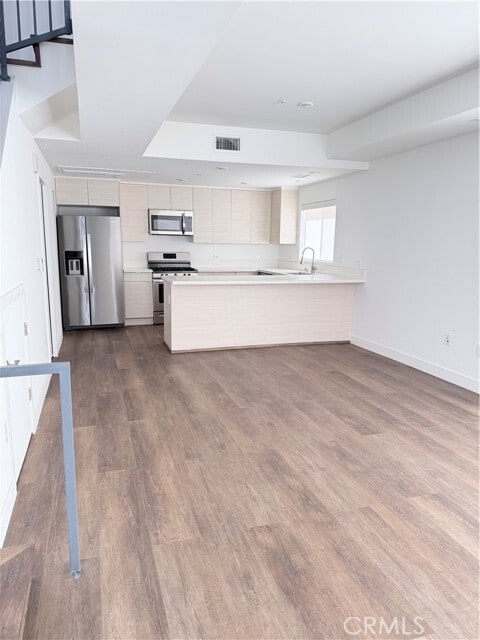 Building Photo - 1245 N New Hampshire Ave