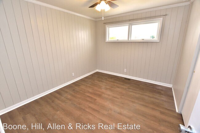 Building Photo - 3 br, 2 bath House - 733 Westwood Drive
