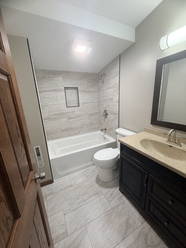 Building Photo - 12 Heiser Dr