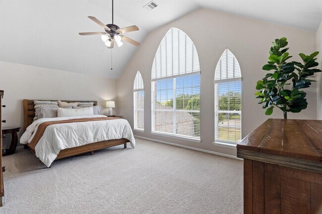 Building Photo - 154 Larch Cove