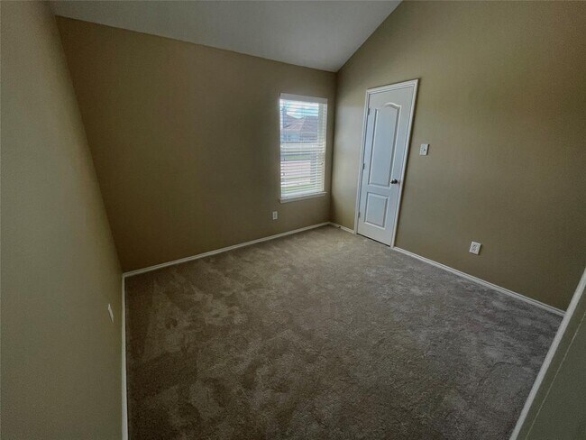 Building Photo - 2526 Sandvalley Way