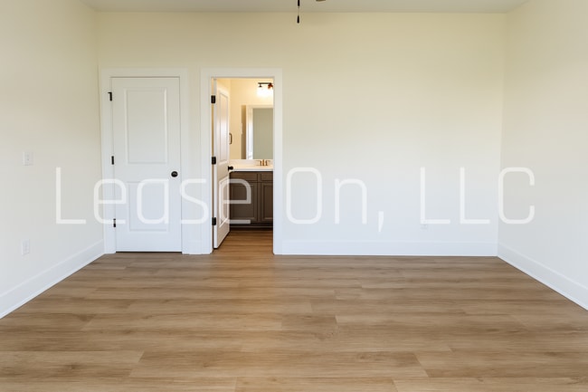 Building Photo - Brand-New 3 Bedroom Home in Haysville School District