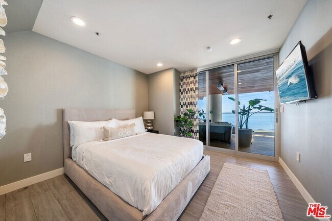 Building Photo - 26508 Latigo Shore Dr