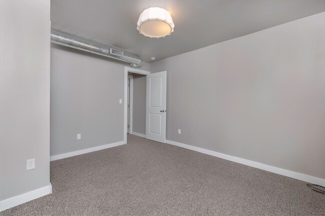 Building Photo - 1 bedroom in Millvale