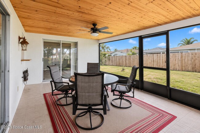 Building Photo - 741 Verbenia Dr