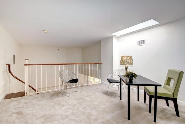 Building Photo - 5300 43rd St NW