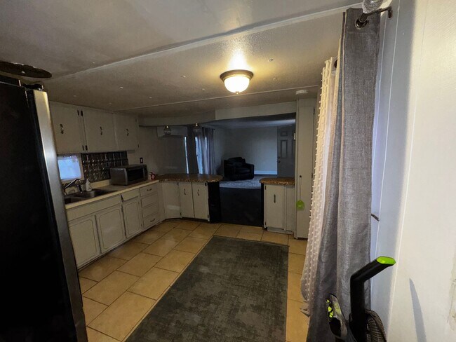 Building Photo - Two Bedroom, two bath manufactured home