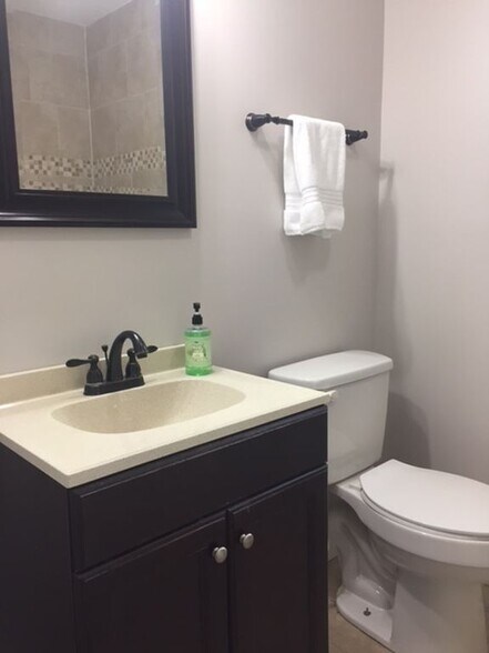 Bathroom 2 - 4922 Baylor Dr